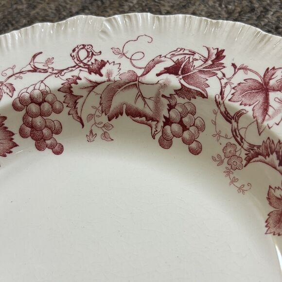 Wedgwood England Red Transferware Soup Bowls Set of 8 Grapevine Scalloped Rim - Picture 7 of 11